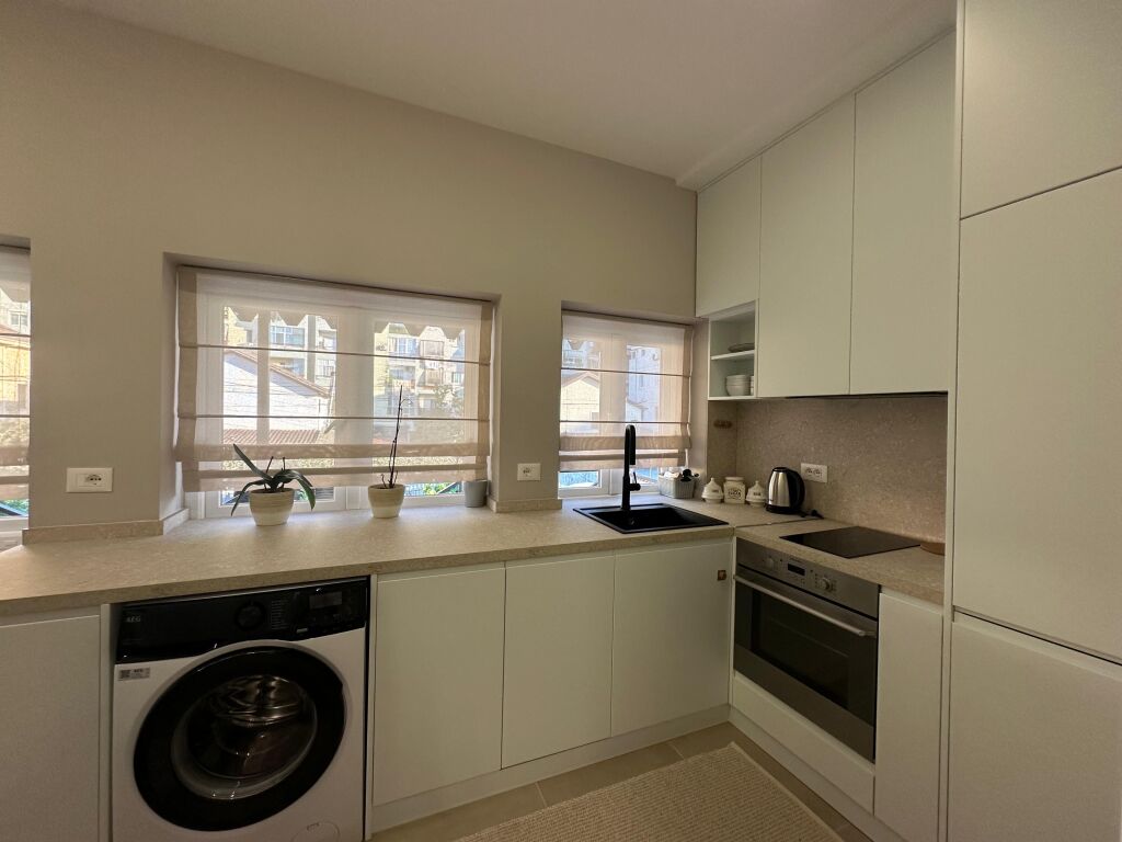 For RENT 1+1 +PARKING VASIL SHANTO