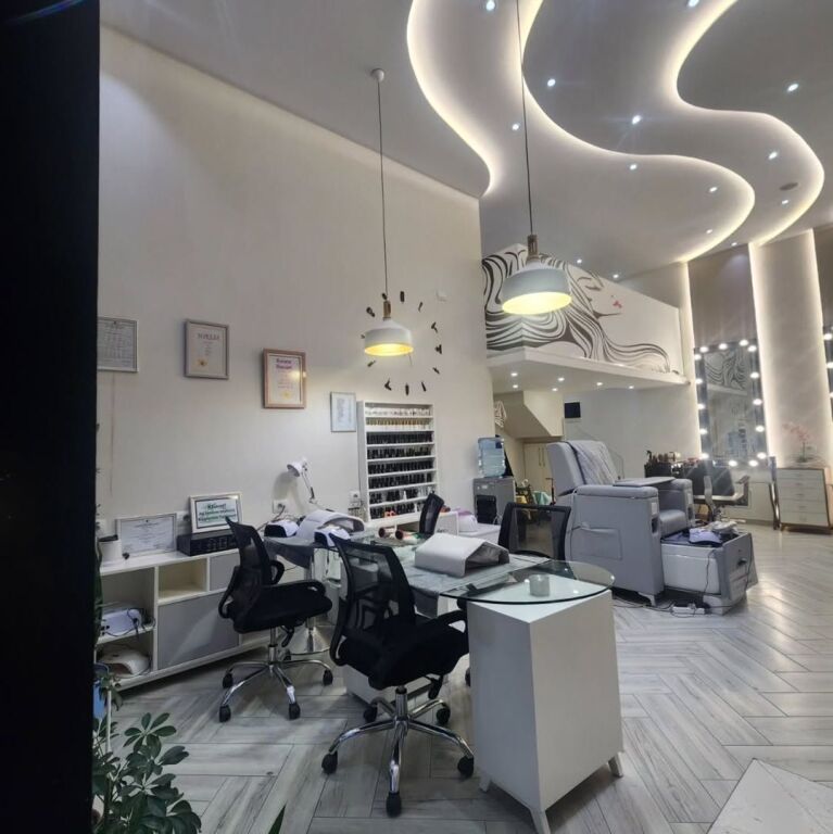 In affitto Negozio Duplex  Attività Commerciale Attiva  Garage | Tirana Golden Park
