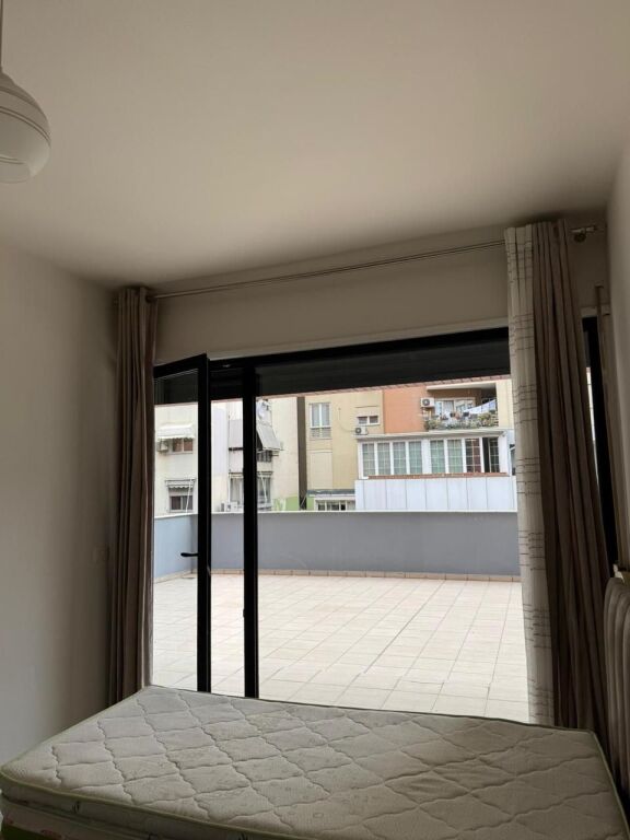 JEPET ME QIRA APARTAMENT 2+1 PRANË SPAK-UT