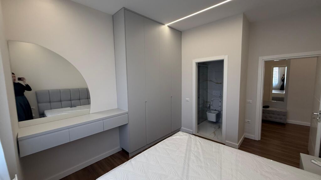 APARTAMENT 2+1 PER QERA TEK KODRA E DIELLIT