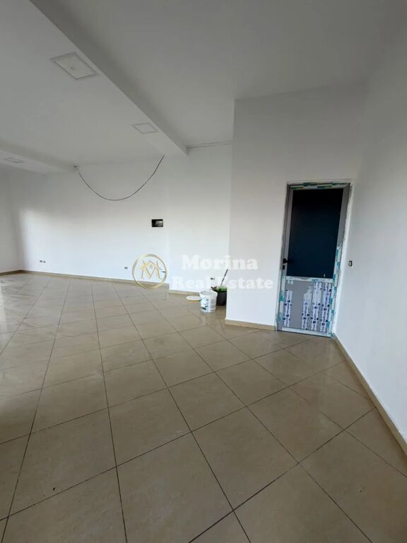 Vendita | Ambjent Biznesi | Rruga Kastriotët | 93500 €
