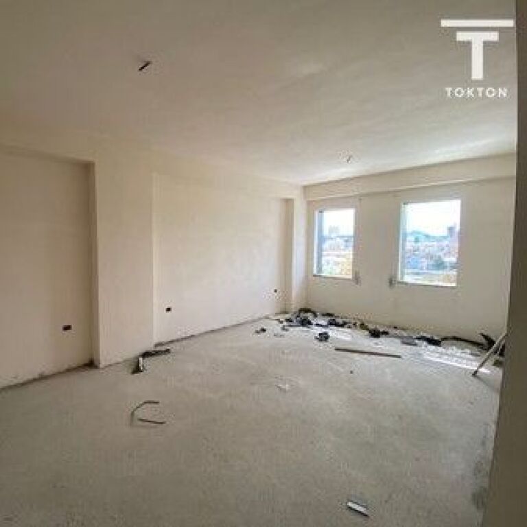 IN VENDITA, APPARTAMENTO 1+1, RESIDENZA DEMOLLARI, PASKUQAN, TIRANA