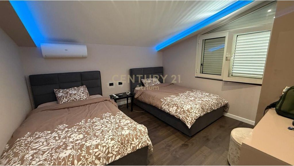 🏡 Premium 3-storey villa for rent at Vilat Amerikane!