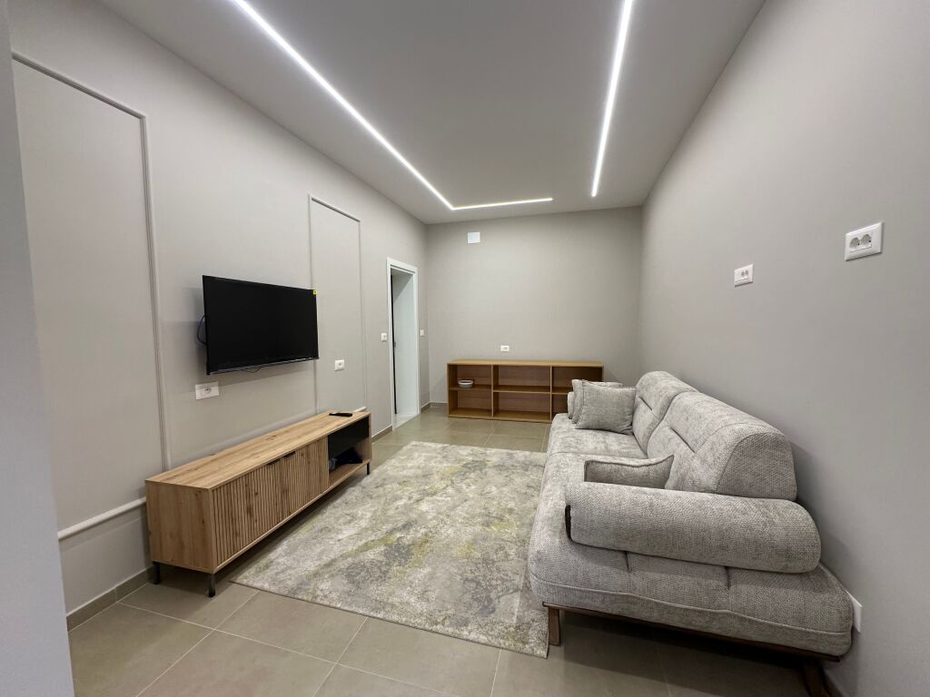 Apartment 1+1 plus parking space at Vasil Shanto