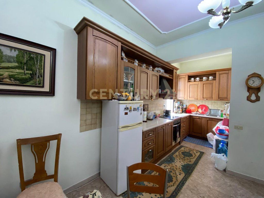 3-Storey Villa for sale in the Oxhak area