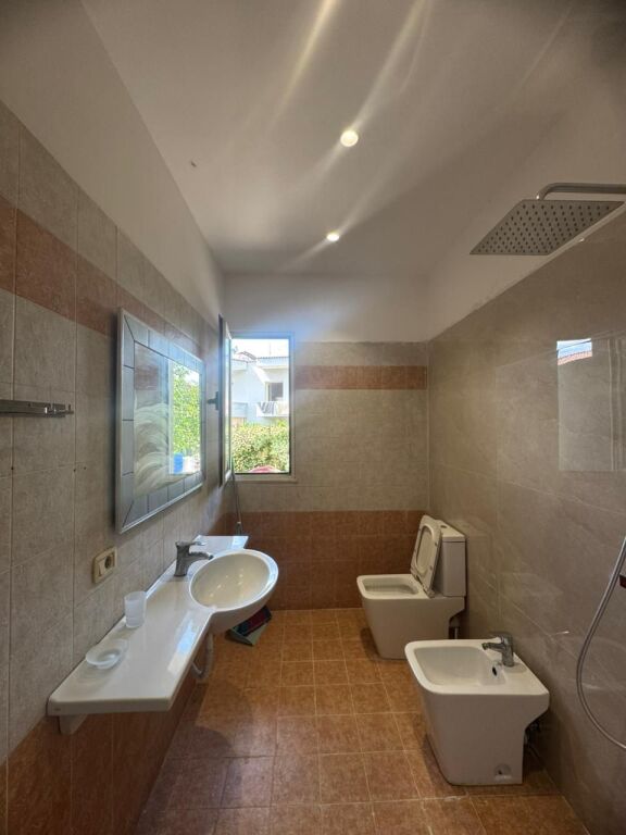 Apartment 1+1 for rent – Selite e Vogel - 5 min away from Barleti University !