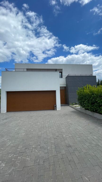 For sale, Modern Villa, Vishnjë, Tirana – 1,200,000€ | 750 m² land | 250 m² construction
