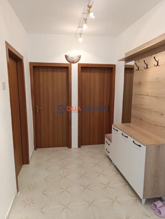 Ofrojme me qira Apartament komod 2+1 ne Kombinat!