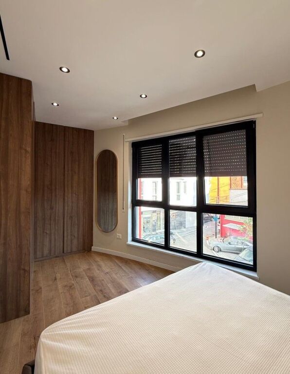 📌 Apartament 1+1 me ballkon për qera – Komuna e Parisit