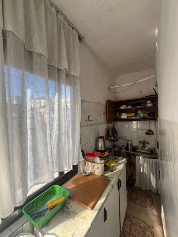 SHITET APARTAMENT 2+1 PAZARI I RI 165.000 EURO FH-76021