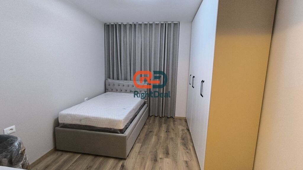 Ne Don Bosko, Jepet Me Qira Apartament 2+1+2 I Sapo Investuar !!!