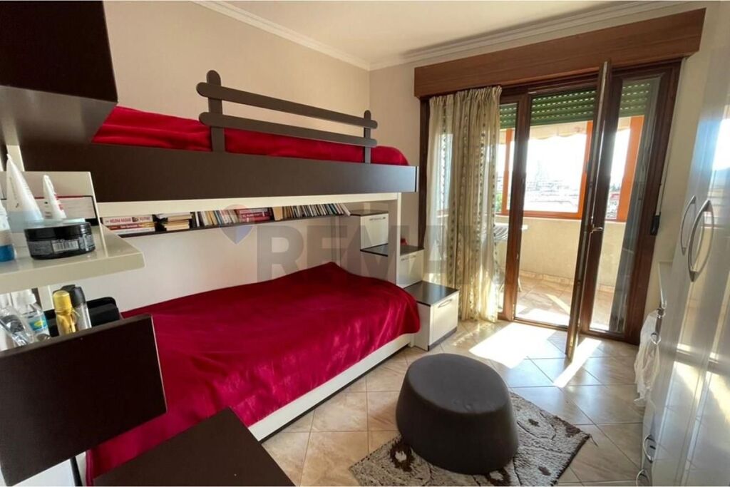 Appartamento 2+1+2 in vendita in Via Elbasan