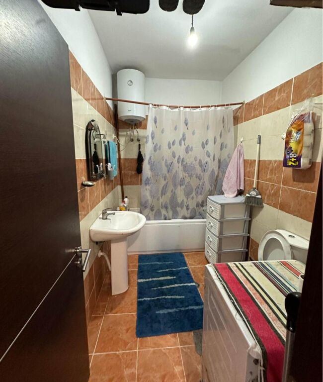 APARTAMENT NE SHITJE 1+1 NE KAMEZ ME HIPOTEKE