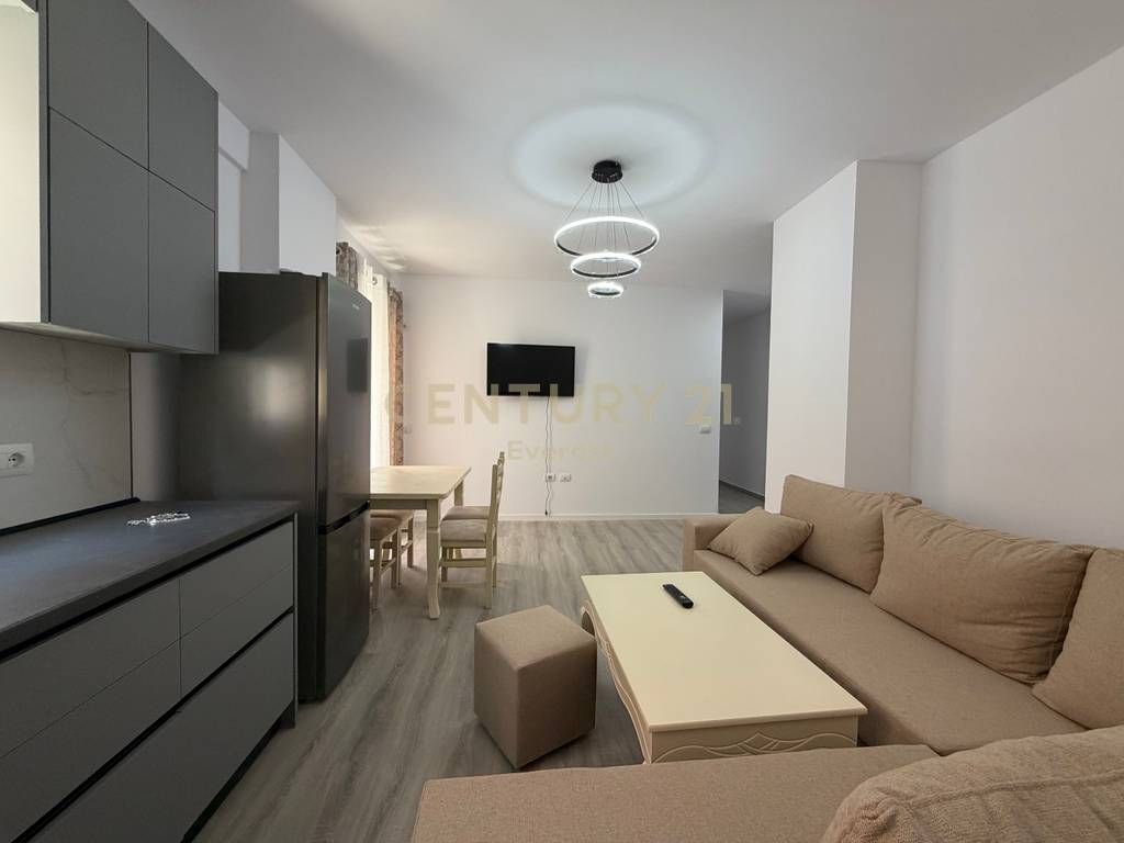 Selite, Japim me qera Apartament 2+1 ! 500 € /Muaj