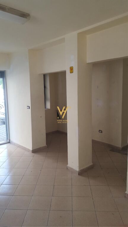 SHOP FOR SALE 55 M2 AT IRFAN TOMINI 165,000 EURO