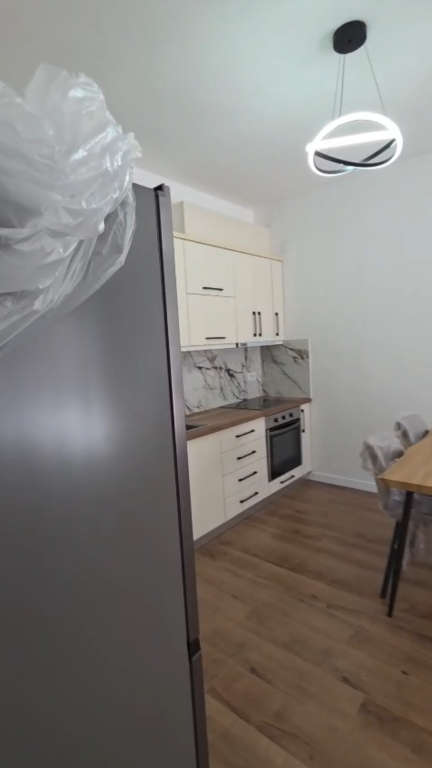Apartament 2+1 per qera Univers City !