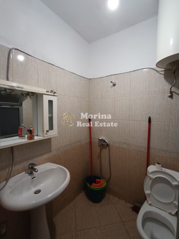 Rent | Shtëpi private 1 + 1 | Ali Demi | 350 €/month