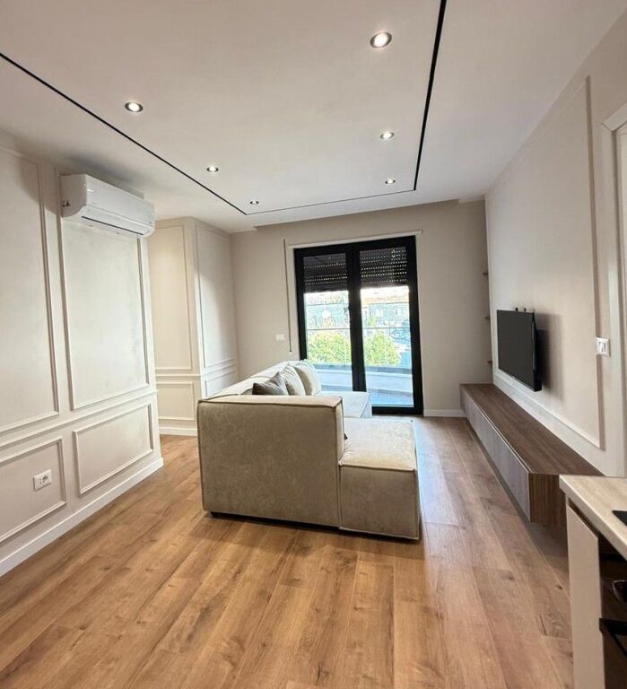 📌 Apartament 1+1 me ballkon për qera – Komuna e Parisit