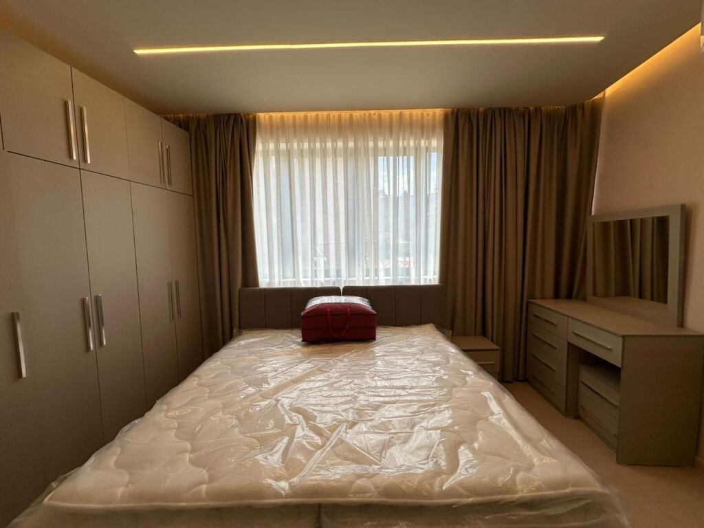 Apartment 1+1 for rent on Dibra Street.