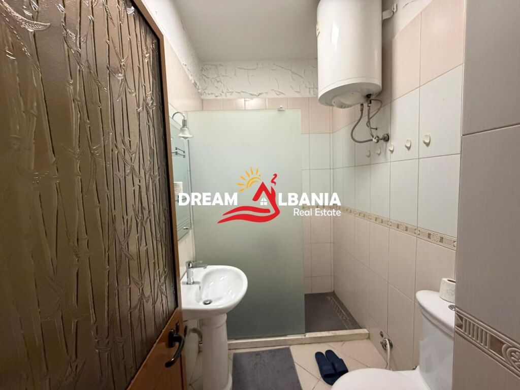 Jepet Apartament 1+1 me Qera te Kopshti Zoologjik, Tirane (ID: 42111584)
