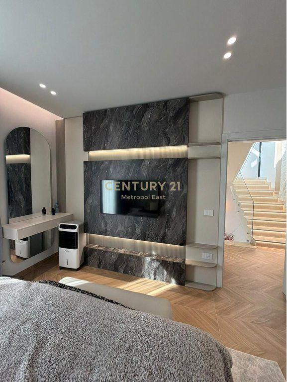VILLA INDIVIDUALE IN AFFITTO IN UN COMPLESSO RESIDENZIALE A FARKE