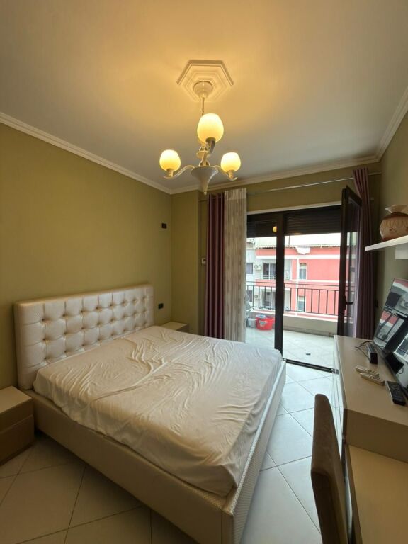 Shitet Apartament 2+1 ne Astir