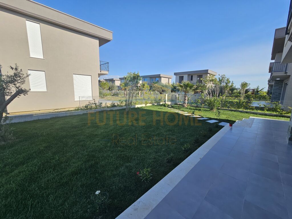 Shitet, Vile 2 Kateshe, Gjiri i Lalzit, Durres