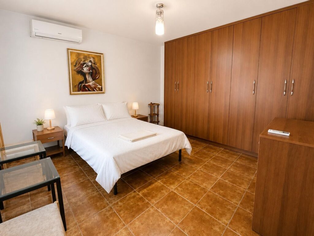 One-story house for Rent - Naum Veqilharxhi Street, near Venue Bar !