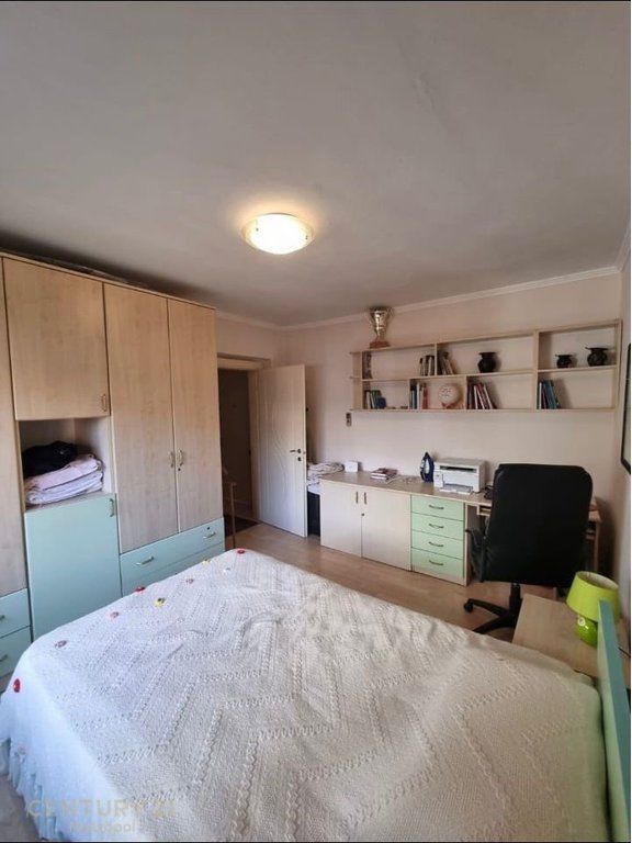 Apartament 2+1 Me Qira tek Myslym Shyri! 700 € /Muaj