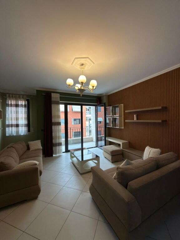 Shitet Apartament 2+1 ne Astir