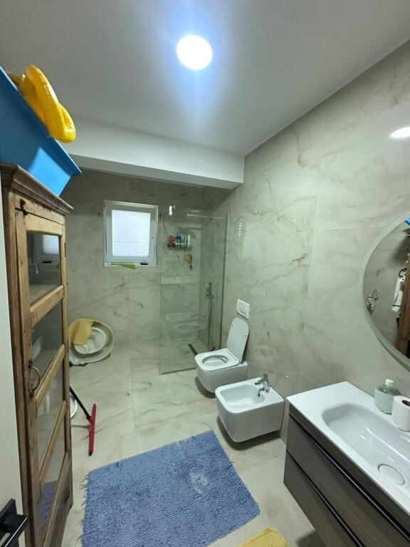 VILLA DI 3 PIANI IN VENDITA NELL'AREA DI CURRILAVE, DURRES