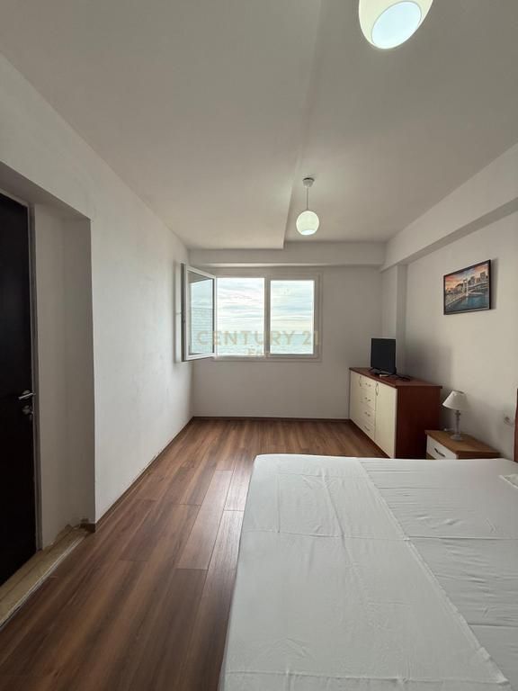 Appartamento 2+1 In Affitto sulla Spiaggia, Durrës !!
