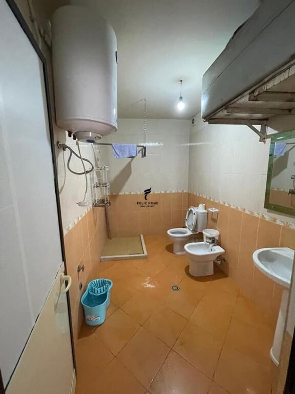 APARTAMENT ME QERA 2+1+2 ASTIR 450 EURO FH-76060