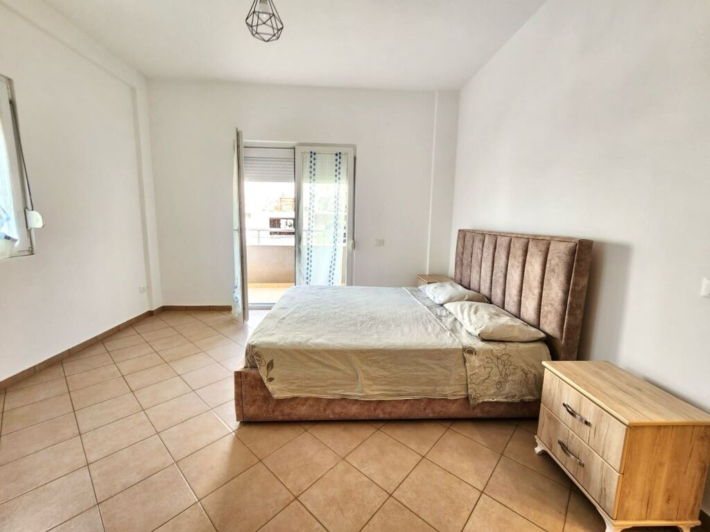 In affitto: 3+1+2wc &amp; 3bllk (📍Ekonomiku, Rr. Gramoz Pashko) Più spazio | 60.000 Lek al mese