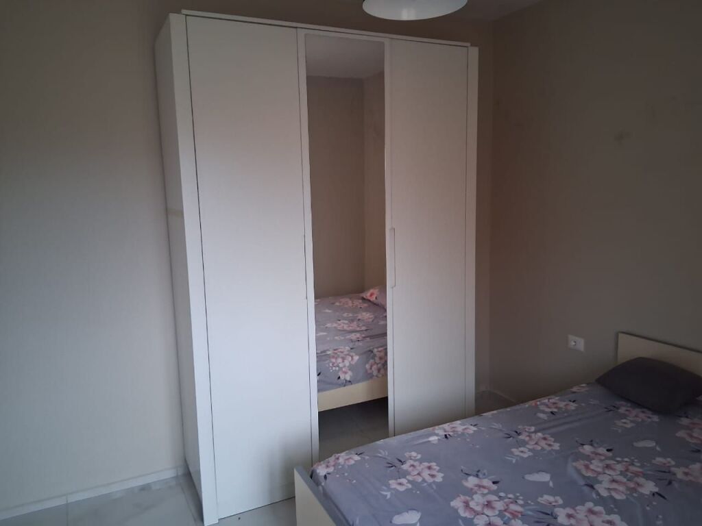Qera | Shtëpi private 3 + 1 | Rruga e Elbasanit | 550 €/muaj