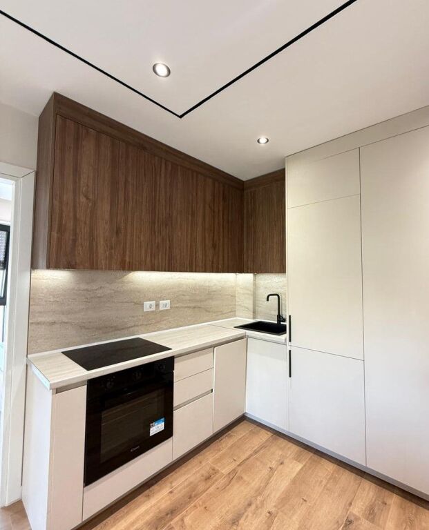 📌 Apartament 1+1 me ballkon për qera – Komuna e Parisit