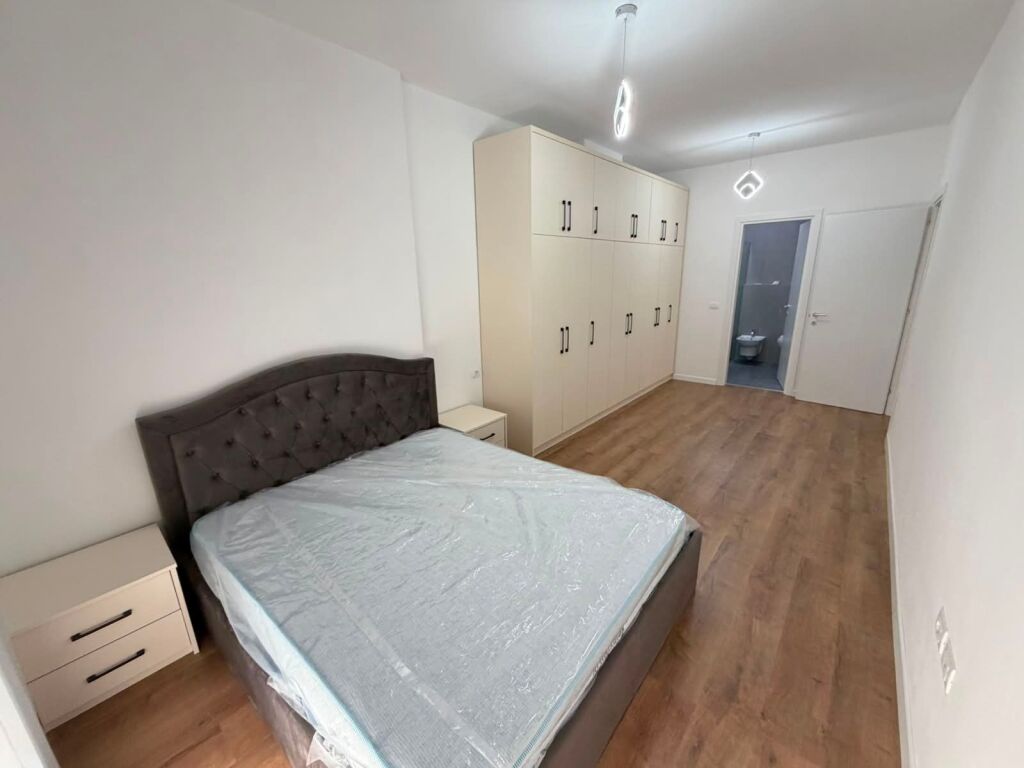 Apartament me qera 2+1+2 Tek 5 maj