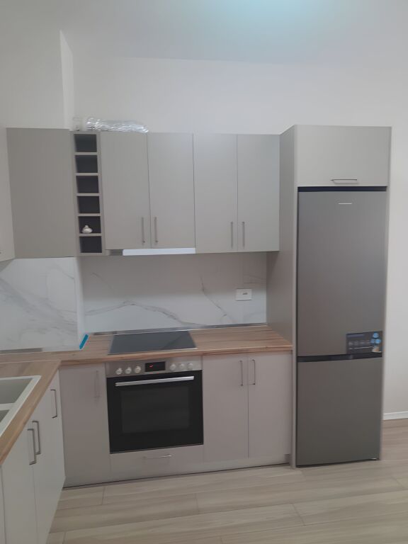Apartament 1+1 me qira – Astir !