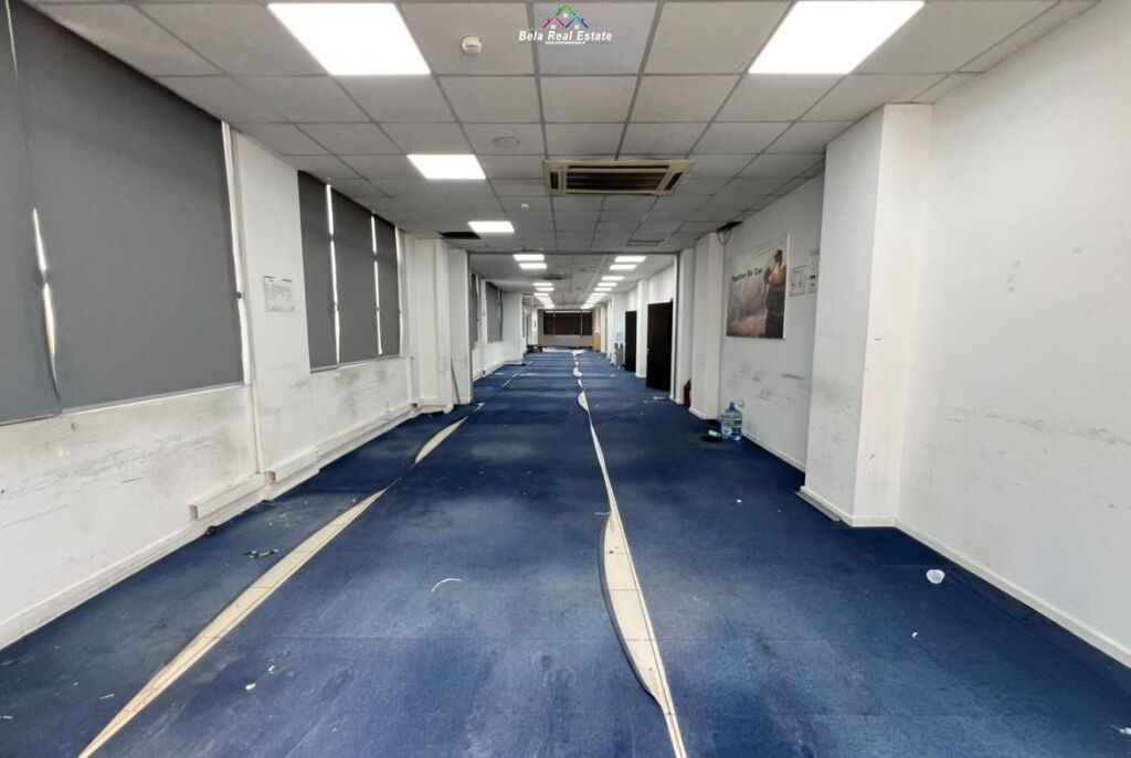 Ufficio In Affitto Presso Lo Stadio Dinamo (ID BZ2979) Tirane
