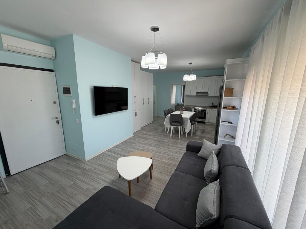 Apartament me qera 2+1+2 Vila Gold