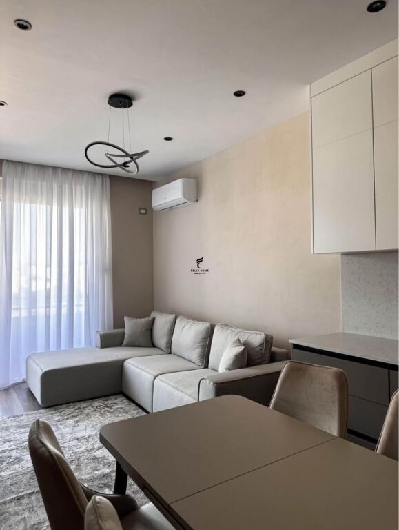 APARTAMENT ME QERA 2+1 CASA ITALIA 75.000 LEKE FH-75995