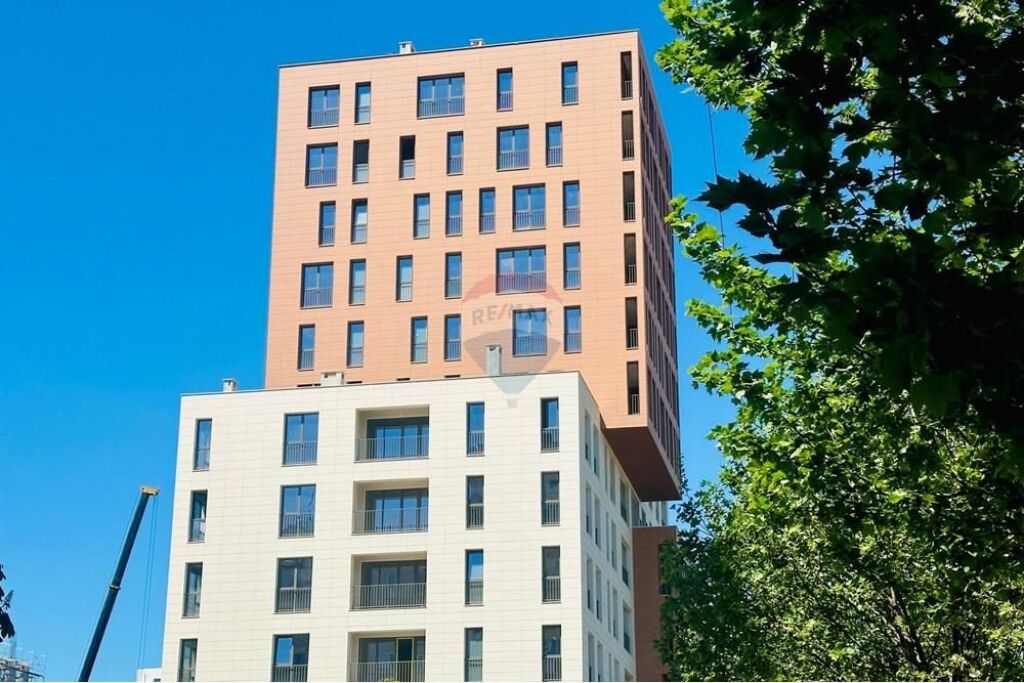 Apartament - Për Shitje - Rruga Dritan Hoxha, Tiranë