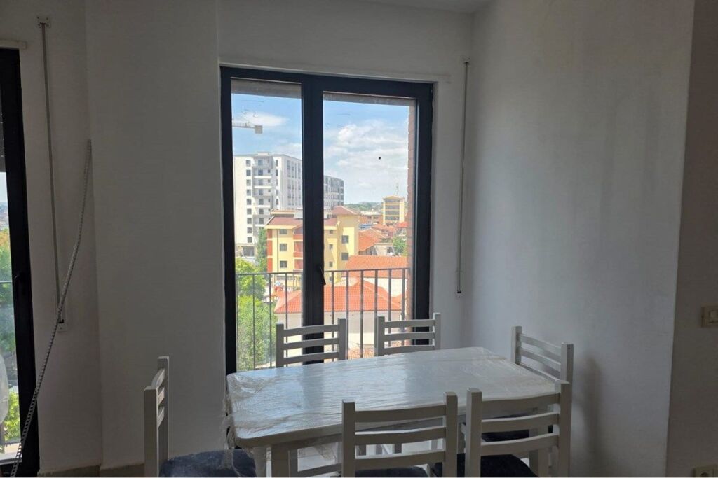 Vendesi Appartamento 2+1 a Kionostudio