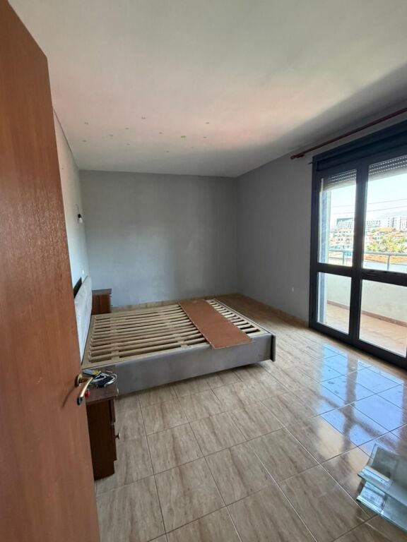 Apartment 3+1 for rent – Astir (empty) !