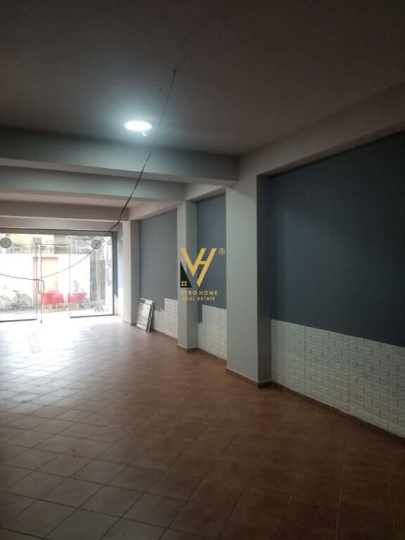 LOCALE COMMERCIALE DI 65 M2 IN AFFITTO IN VIA ELBASAN 60.000 LEKE