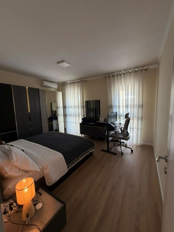 Qera | Apartament 2 + 1 | Stacioni i Trenit | 750 €/muaj