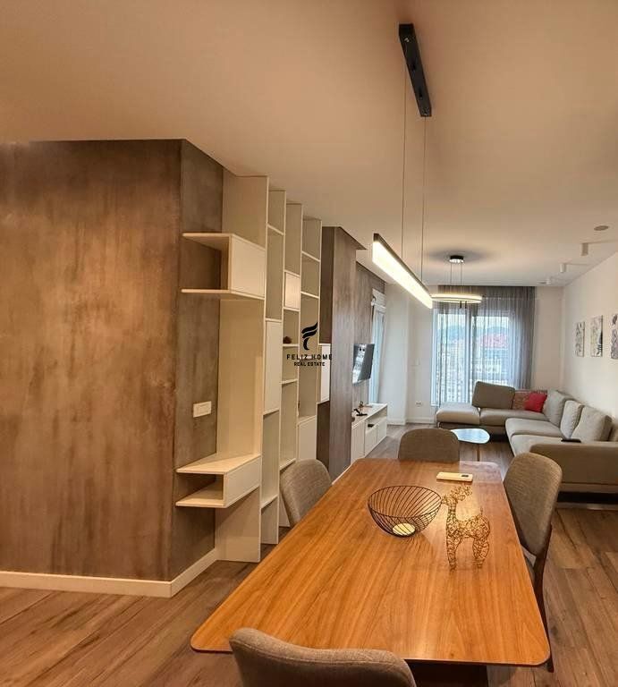 APARTAMENT ME QERA 2+1 21 DHJETORI 88.000 LEKE FH-76175