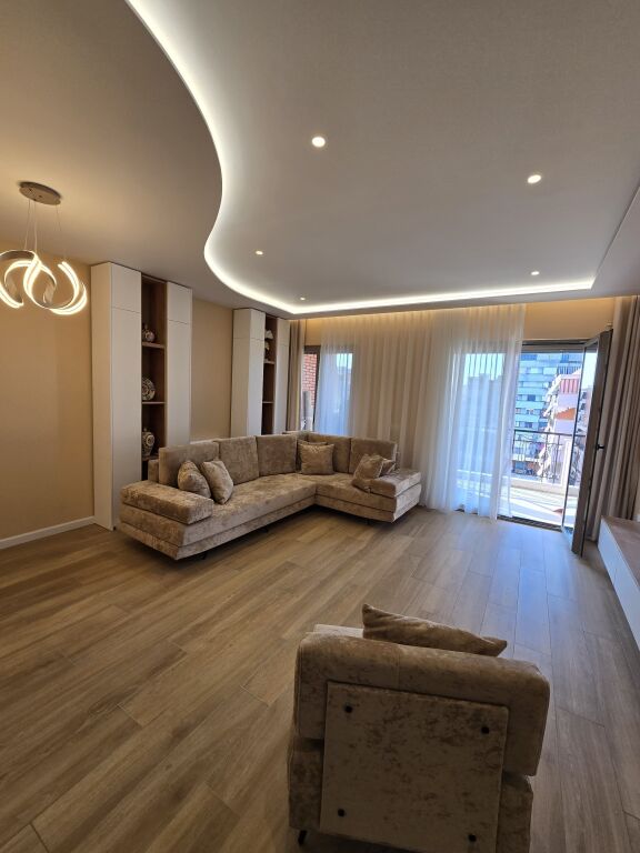 🏡 Jepet me Qira Apartament 2+1 📍 Kompleksi Delijorgji – Godinat e Reja