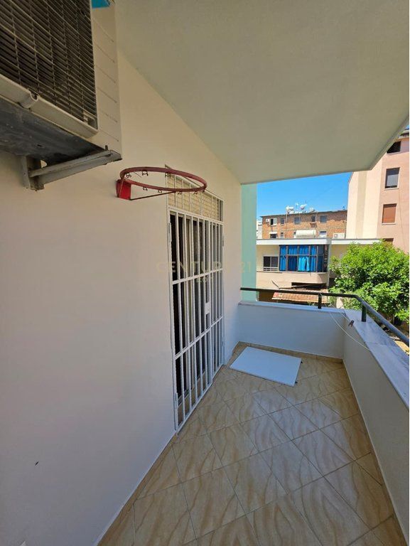 2+1 Apartment for Rent in Durres, Neighborhood No. 5! 450 € /Month