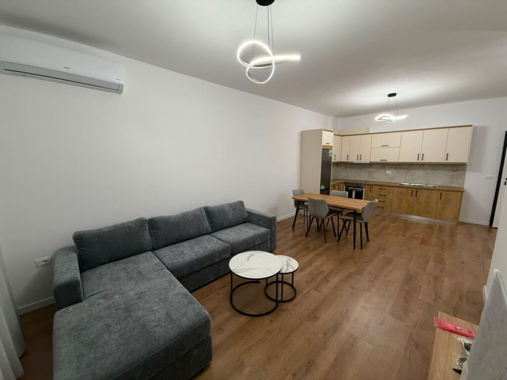 Apartament me qera 2+1+2 Tek 5 maj